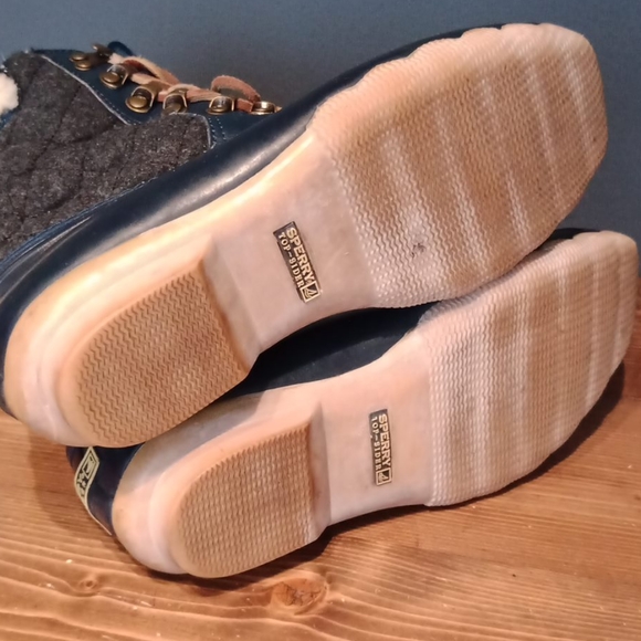 Sperry boots - Picture 13 of 15